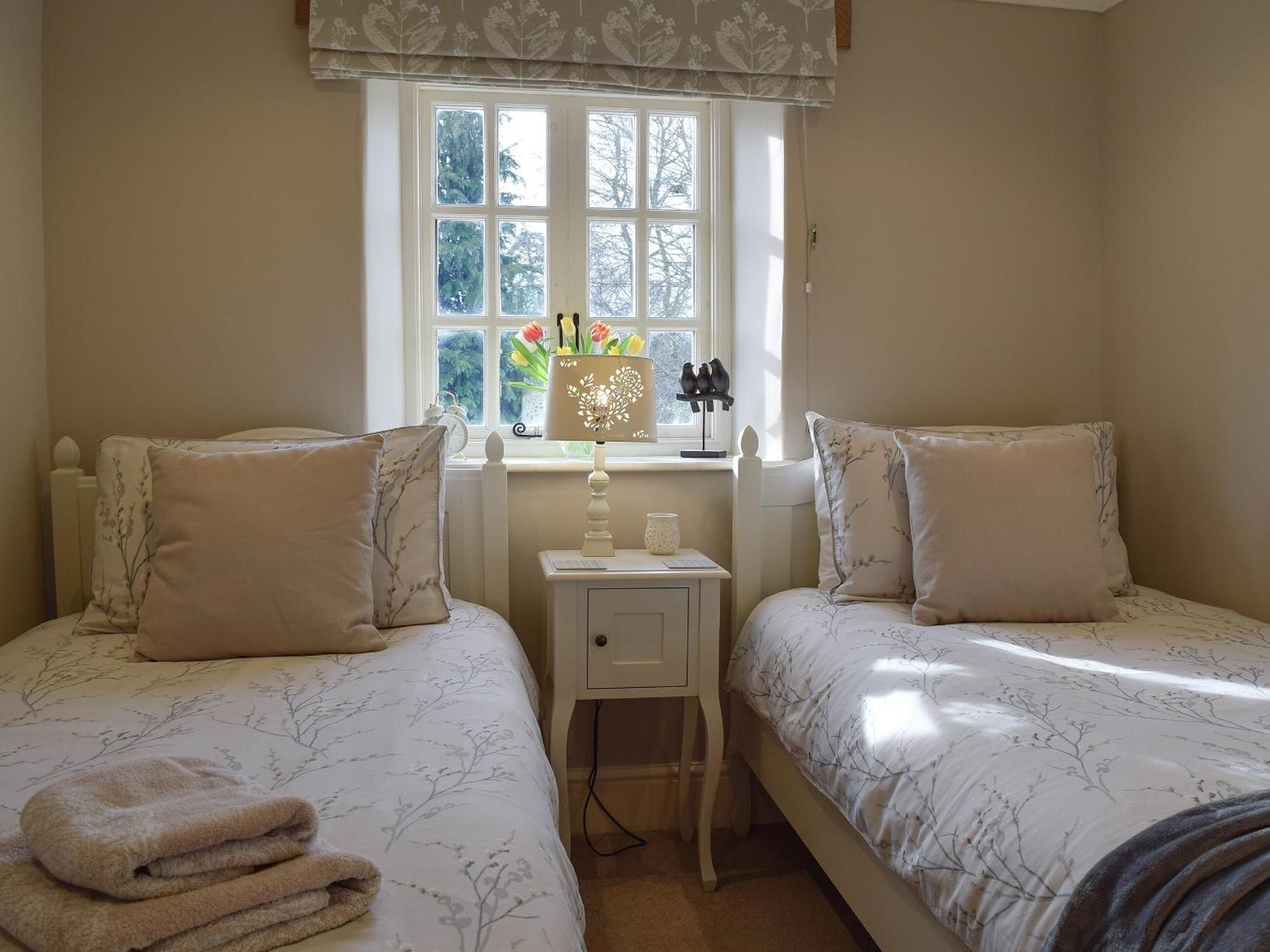 Spring Cottage Bourton-on-the-Water Extérieur photo